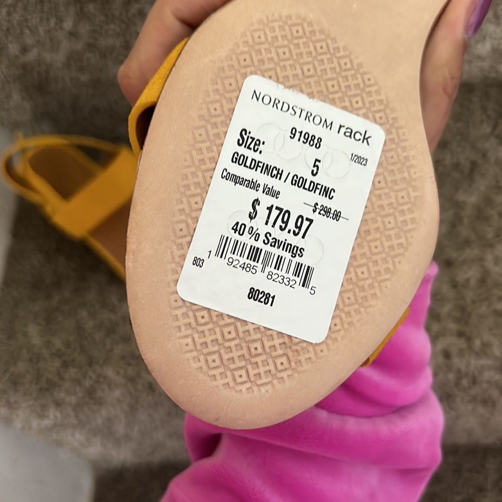 Beautiful Tory Burch wedge sandals - Picture 4 of 6